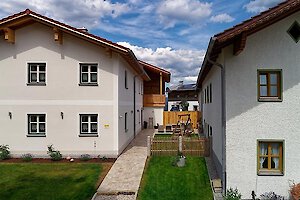 Chalet und Pension mit Innenhof in Bayern